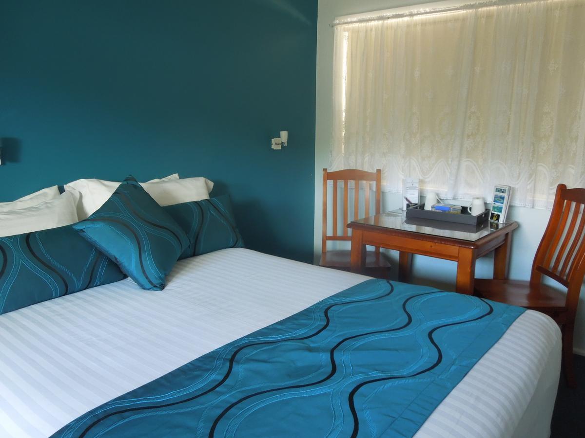 בונדברג Moore Park Beach Inn מראה חיצוני תמונה